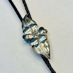 Vintage Signed Sterling Silver Floral Bolo Tie Signed JAS